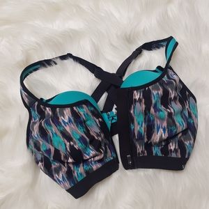 Victoria's secret sports bra 34D